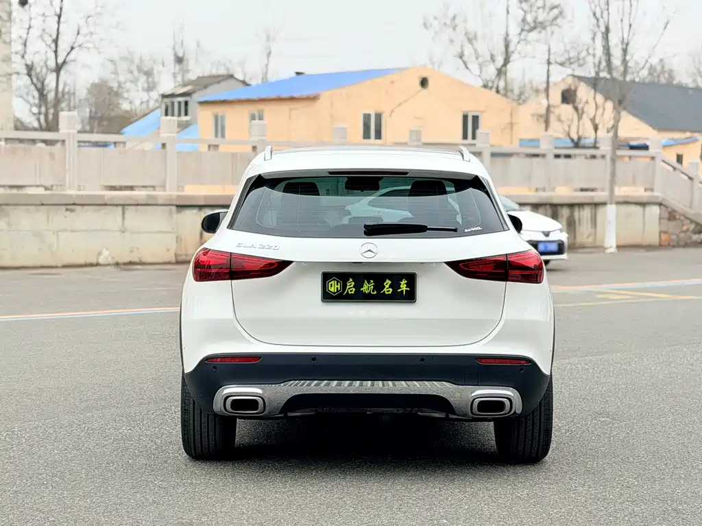 Mercedes-Benz GLA 2024 — фото 15