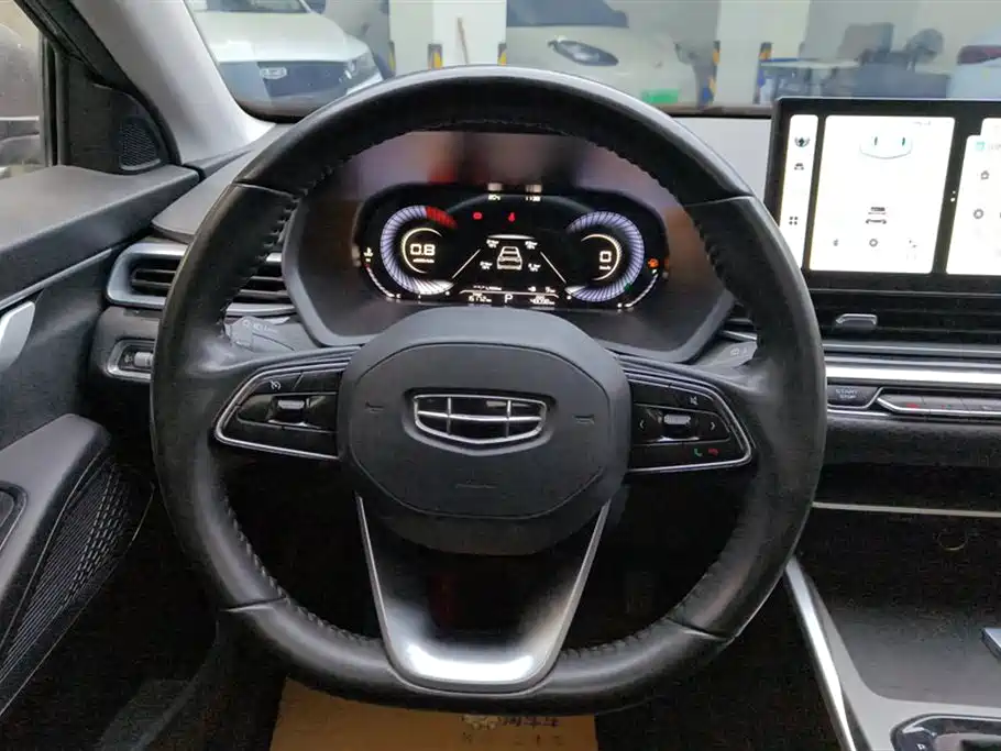 Geely Emgrand 2023 — фото 15