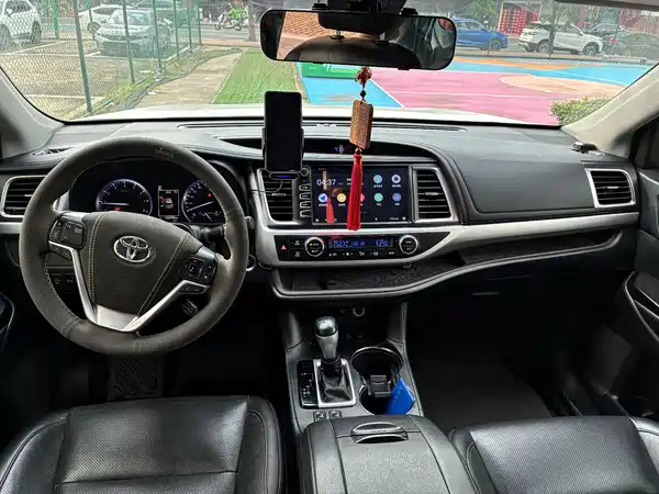 Toyota Highlander 2018