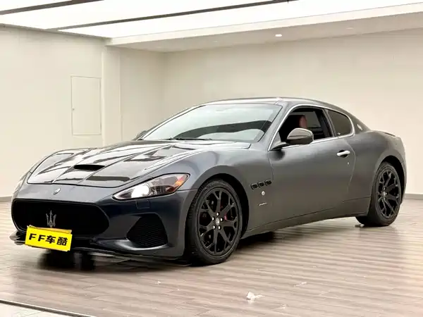 Maserati Granturismo 2012