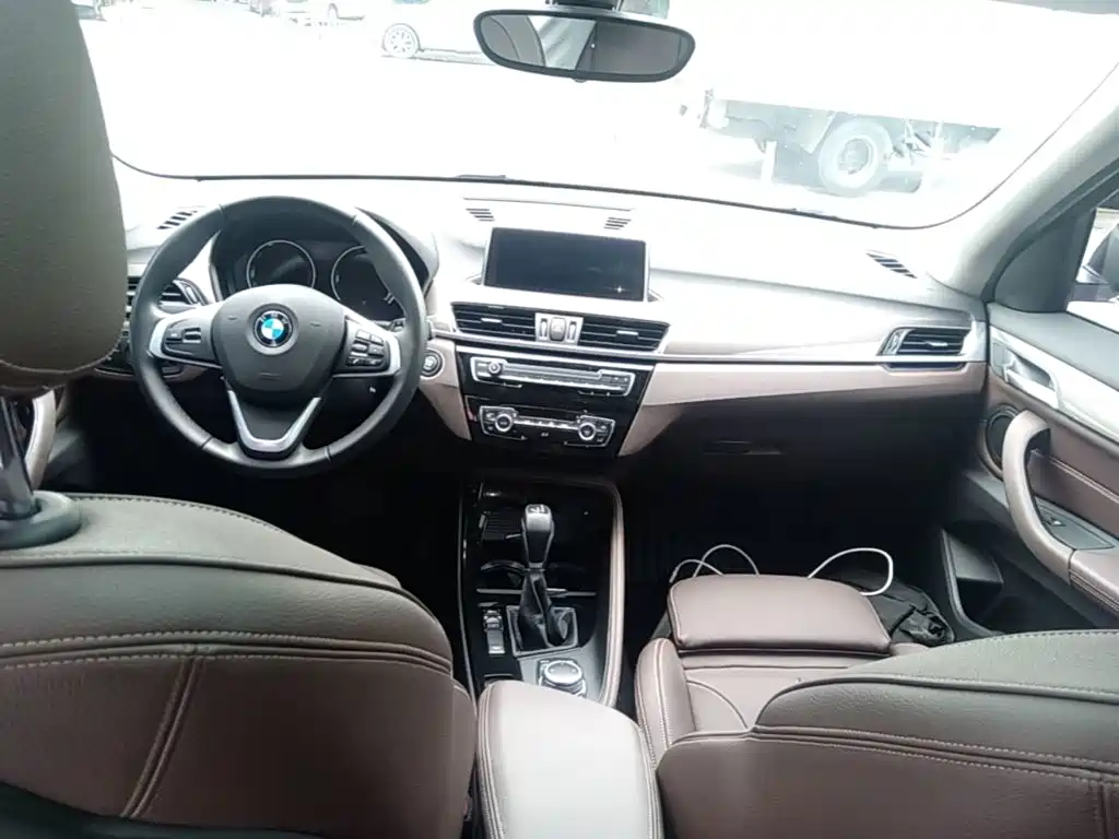 BMW X1 2018 — фото 10