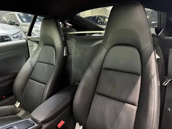 Porsche 718 2017