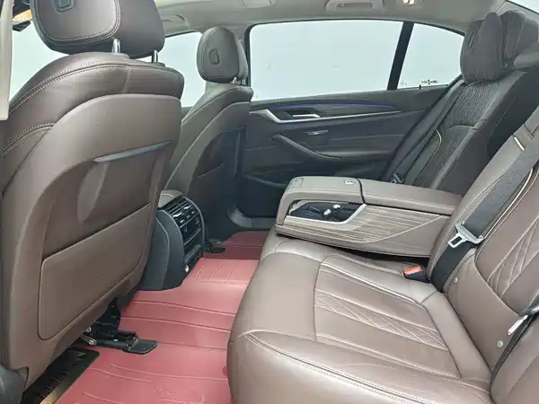 BMW 5 Series 2020