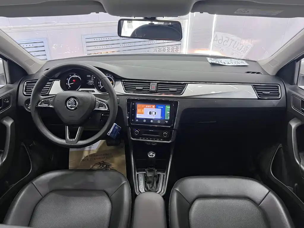 Skoda Rapid 2022 — фото 17