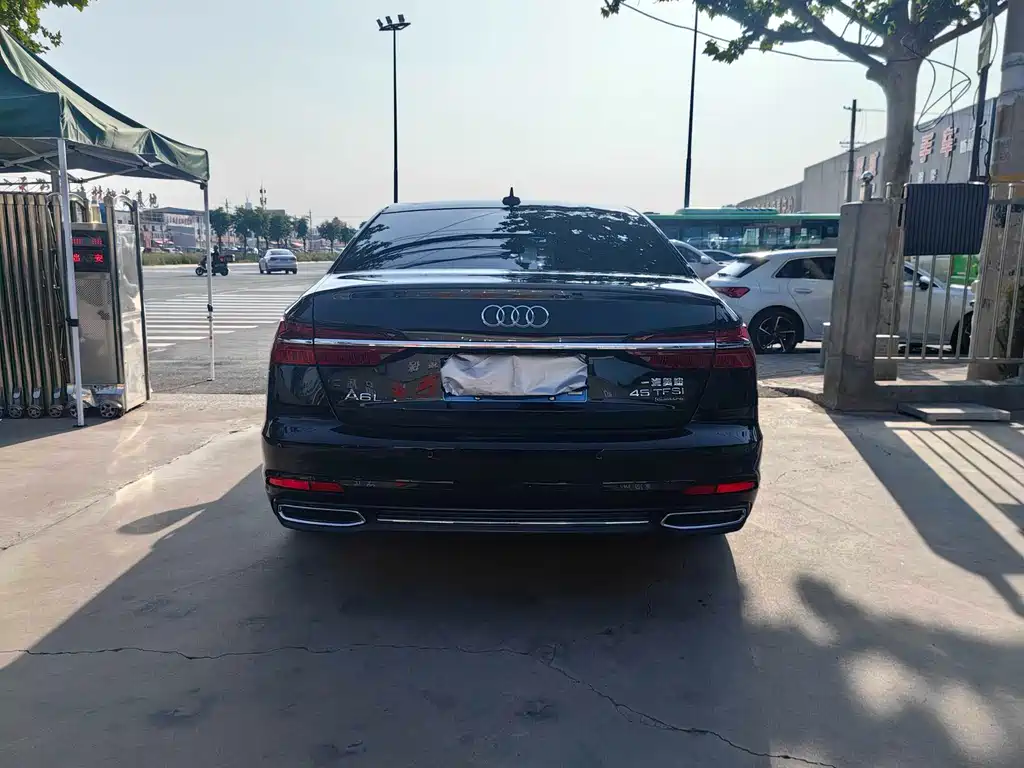 Audi A6L 2020