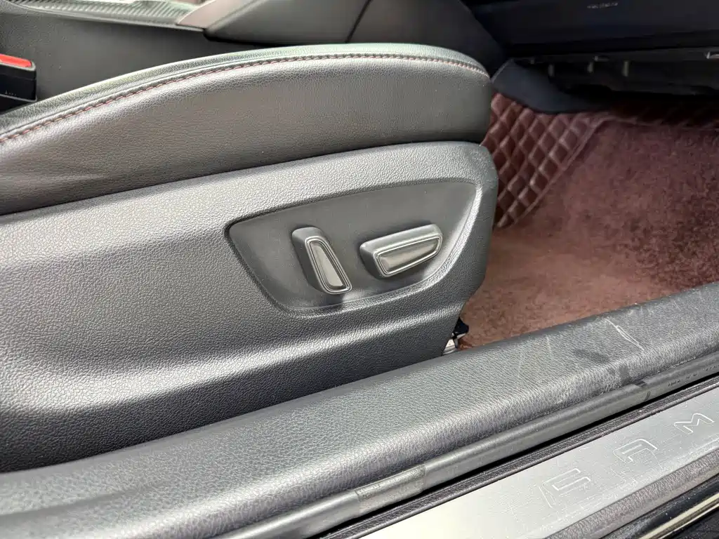 Toyota Camry 2023 — фото 16