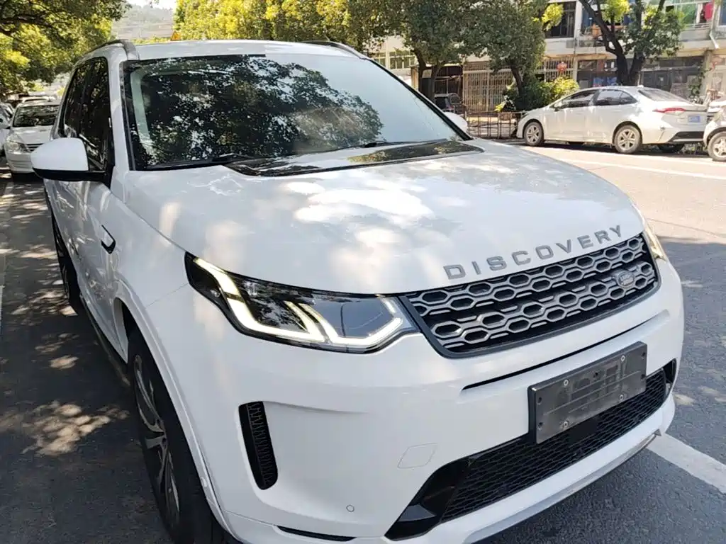 Land Rover Discovery Sport 2021