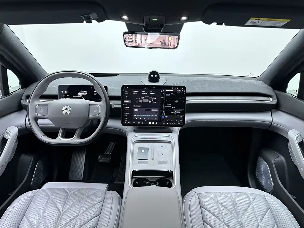 NIO EC6 2025 — фото 14