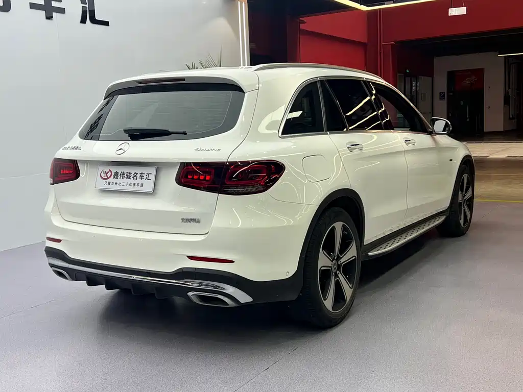 Mercedes-Benz GLC 2022 — фото 17