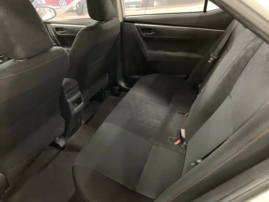 Toyota Corolla 2019 — фото 15