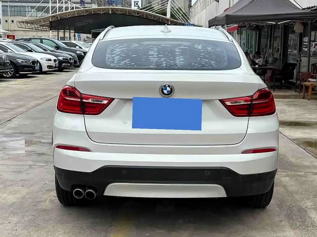 BMW X4 2015 — фото 8