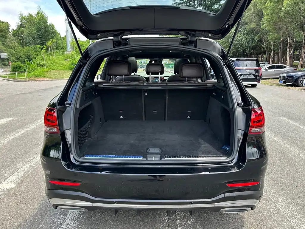 Mercedes-Benz GLC 2021