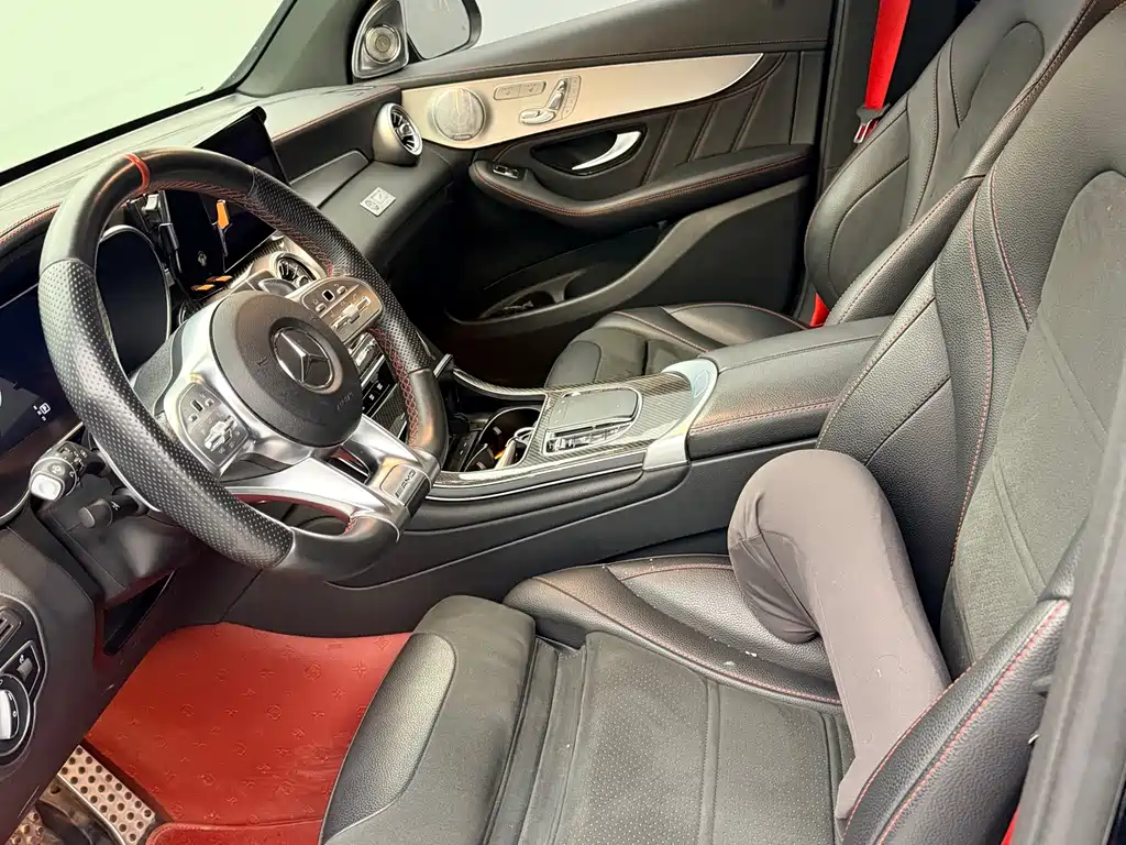 Mercedes-Benz GLC AMG 2023 — фото 24