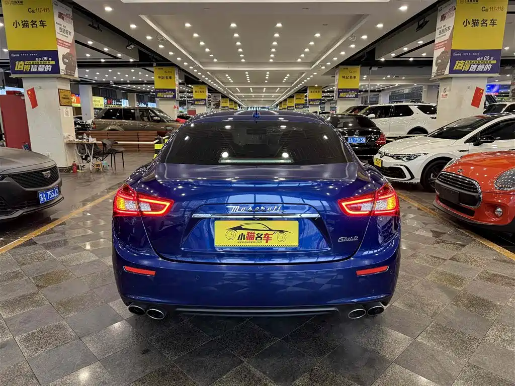 Maserati Ghibli 2015 — фото 35