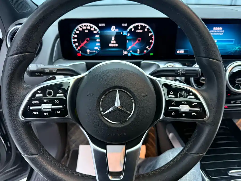 Mercedes-Benz GLB 2021 — фото 15