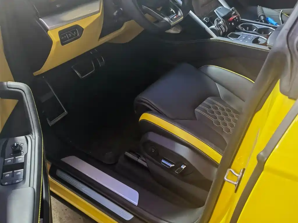 Lamborghini Urus 2023