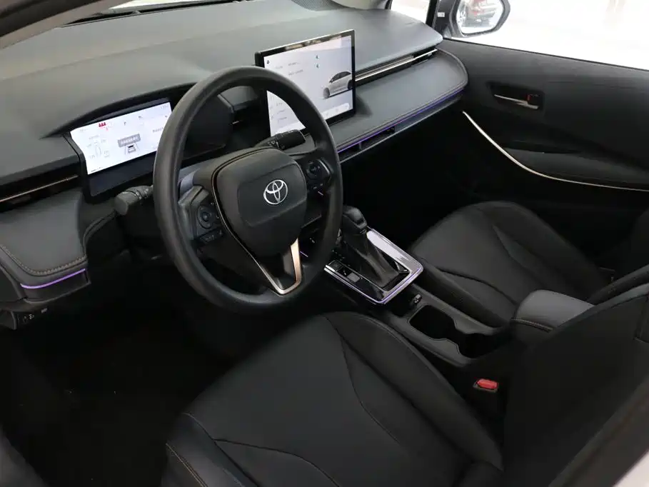 Toyota Corolla 2026 — фото 10