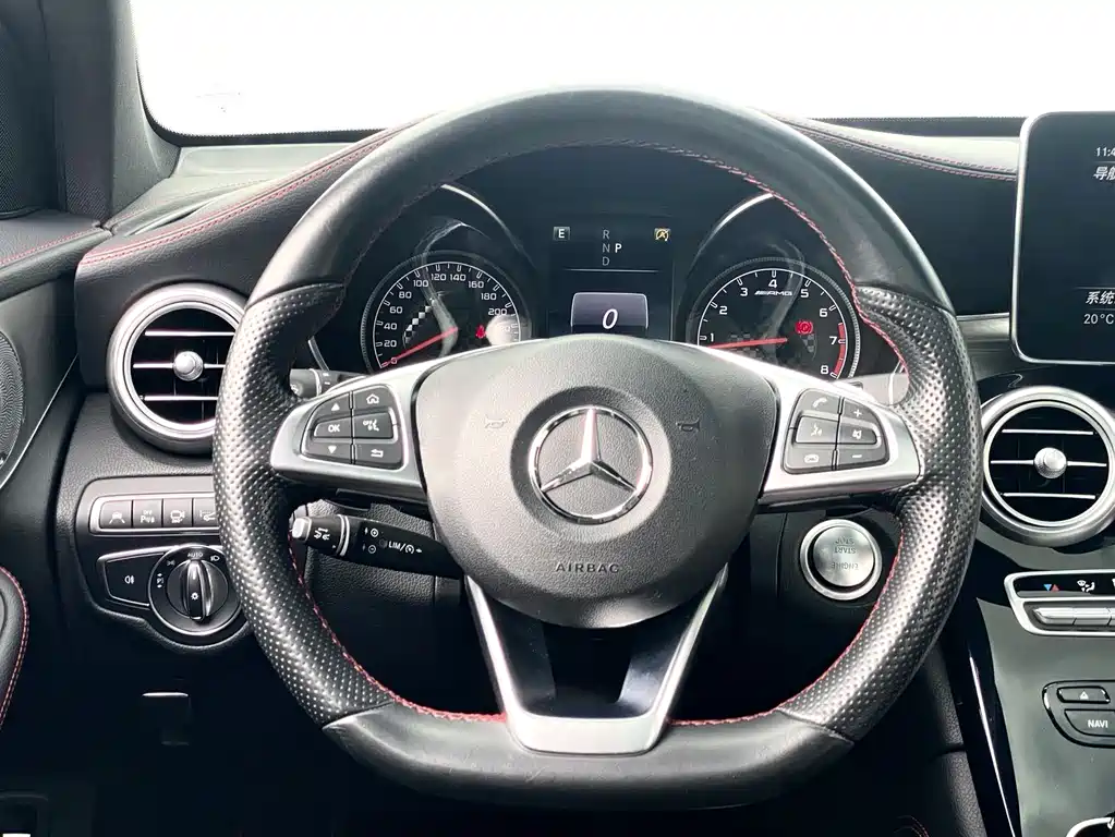 Mercedes-Benz GLC AMG 2018 — фото 9