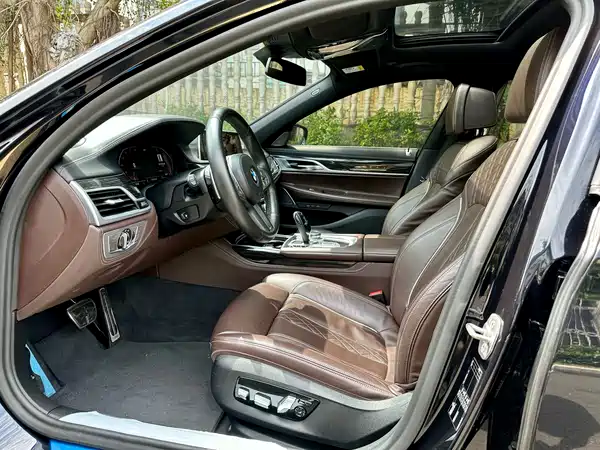 BMW 7 Series 2019