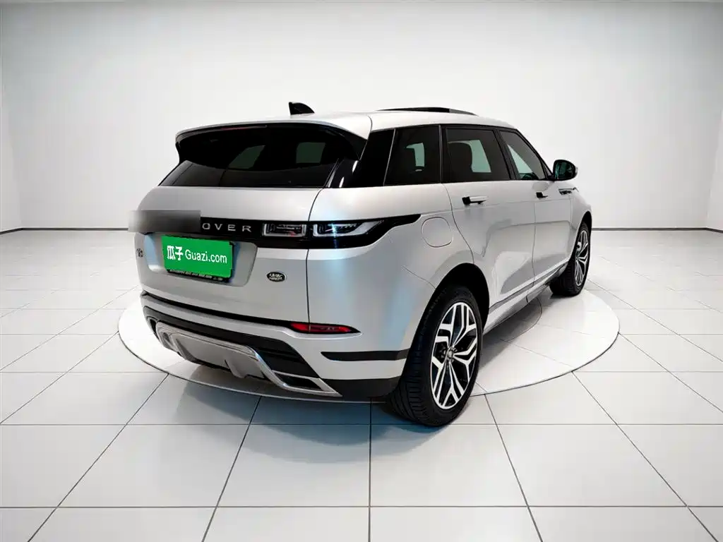 Land Rover Evoque 2024 — фото 6