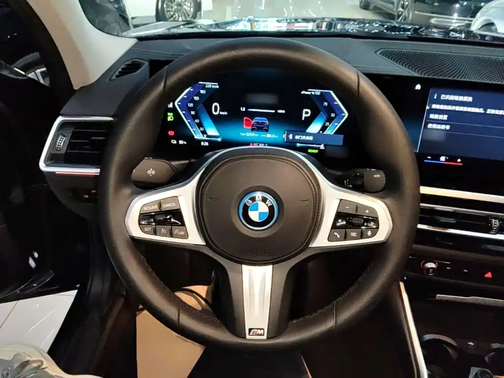 BMW i3 2023 — фото 11