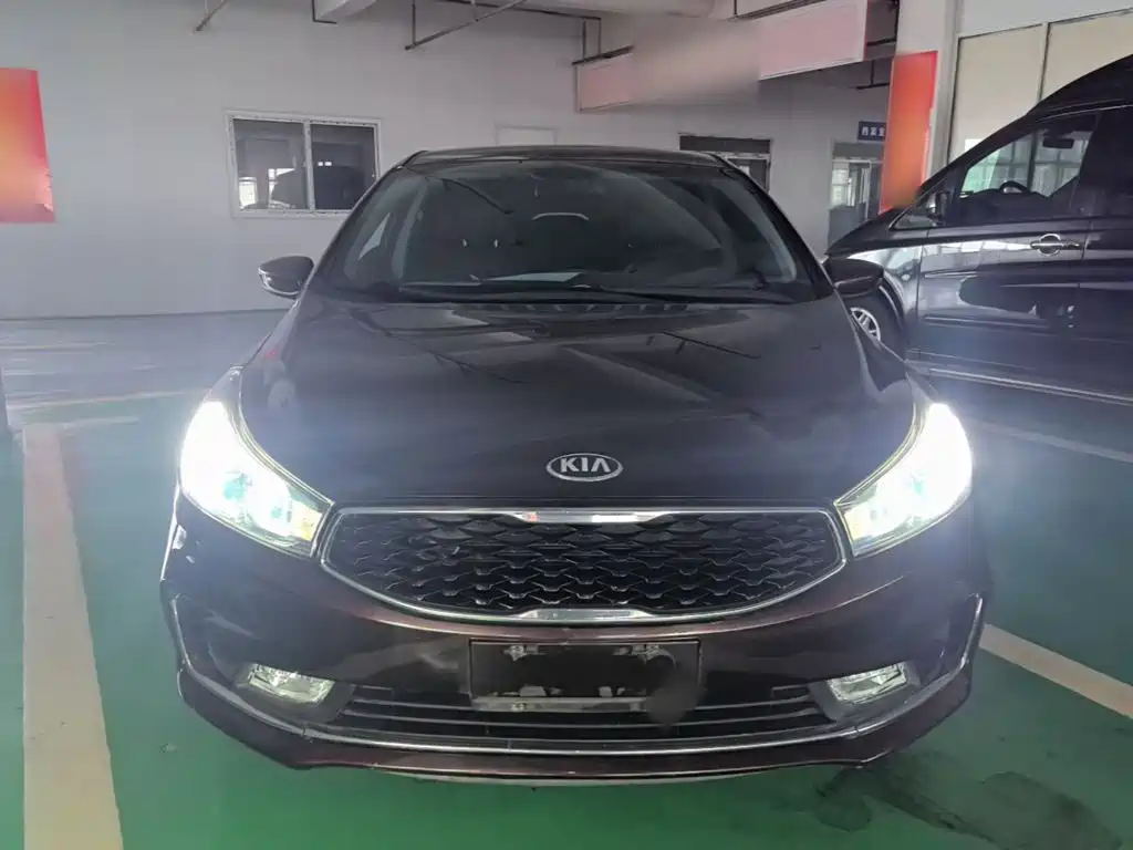 Kia K3 2016