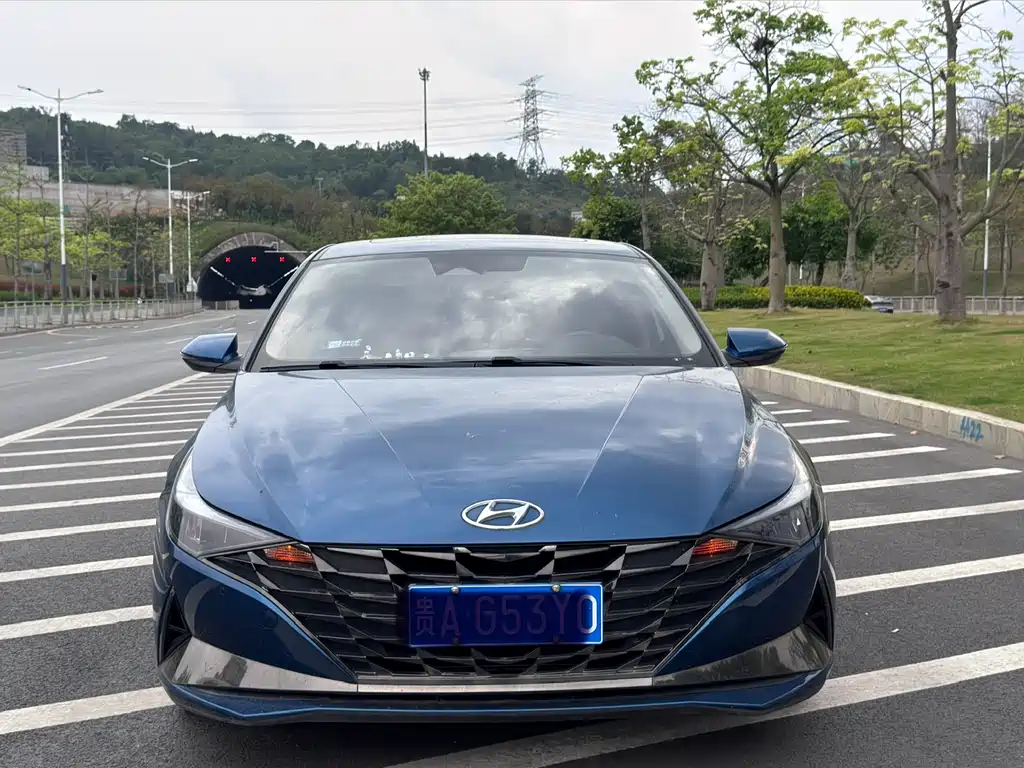 Hyundai Elantra 2021 — фото 2