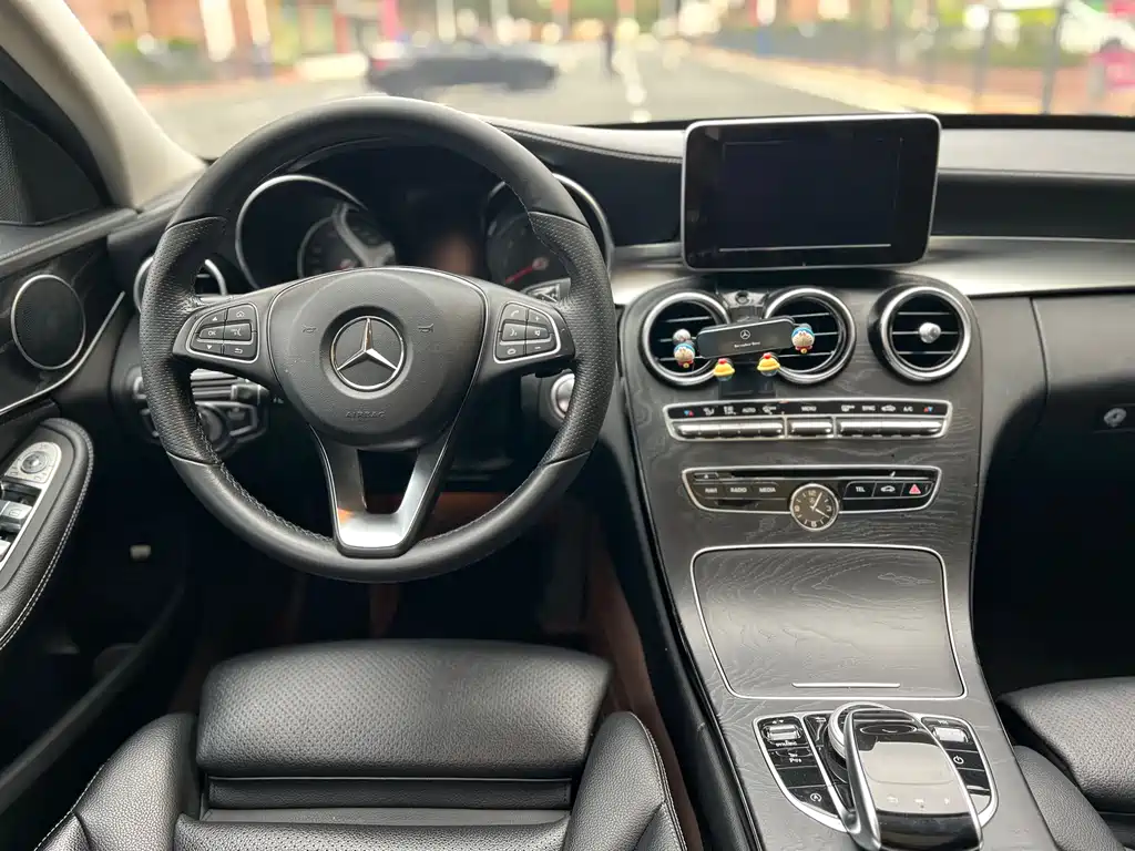 Mercedes-Benz C-Class 2018 — фото 11