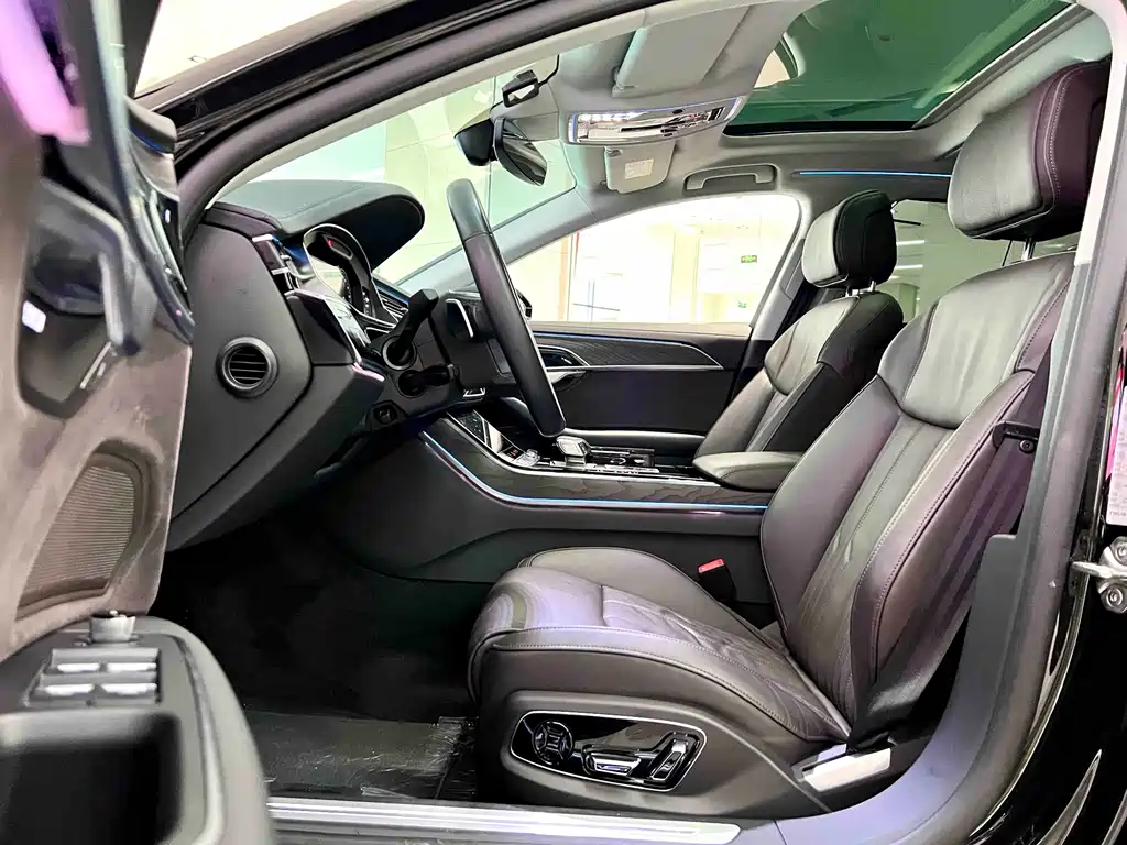 Audi A8 2023