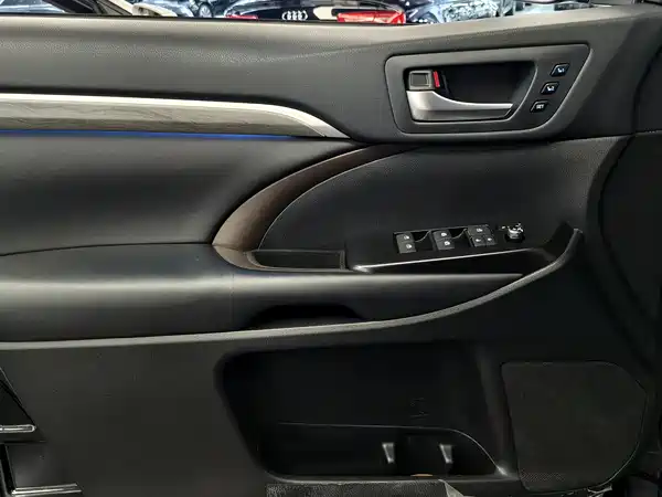 Toyota Highlander 2018