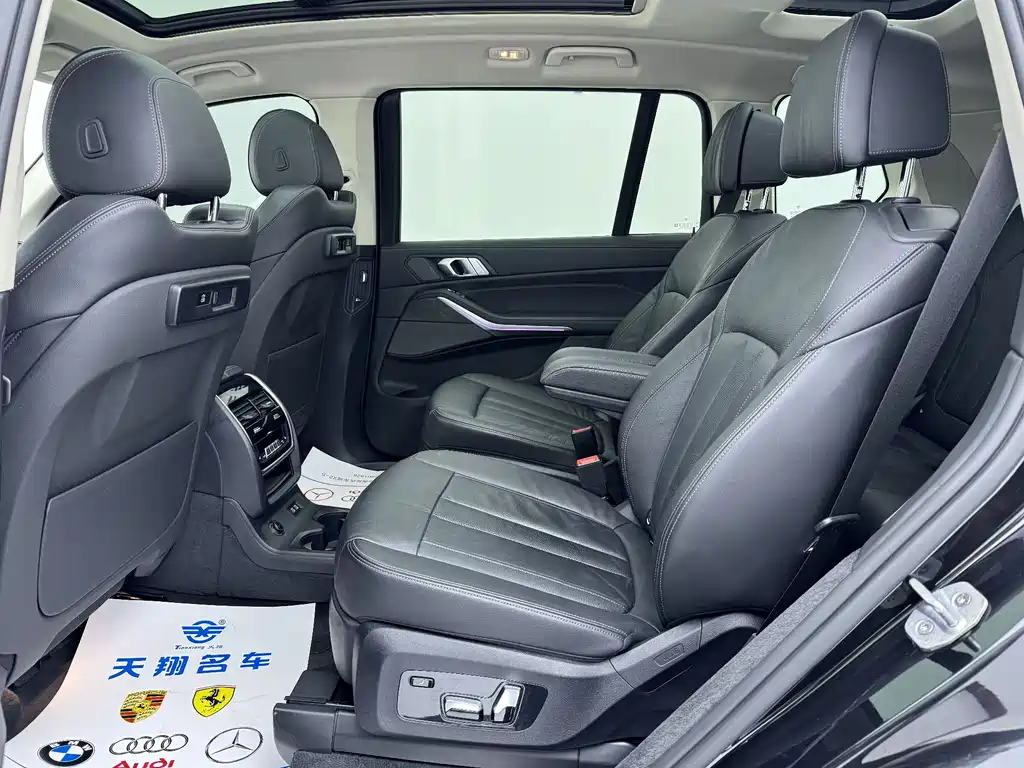 BMW X7 2020 — фото 12