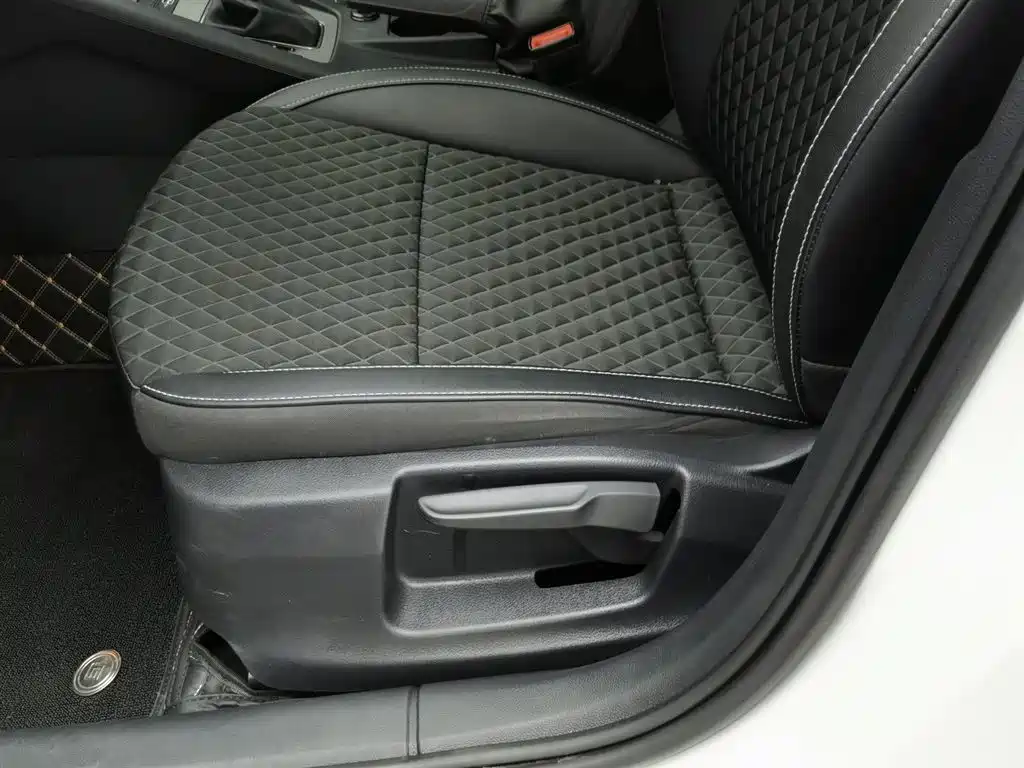 Skoda Octavia 2020 — фото 20