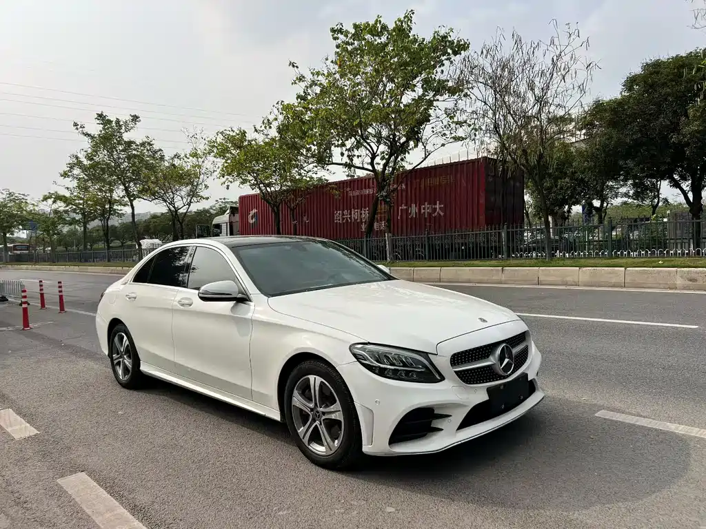 Mercedes-Benz C-Class 2021 — фото 3