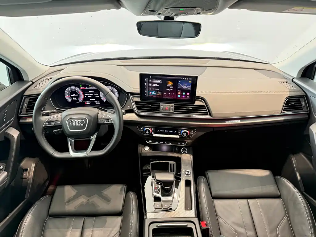 Audi Q5L 2023 — фото 8