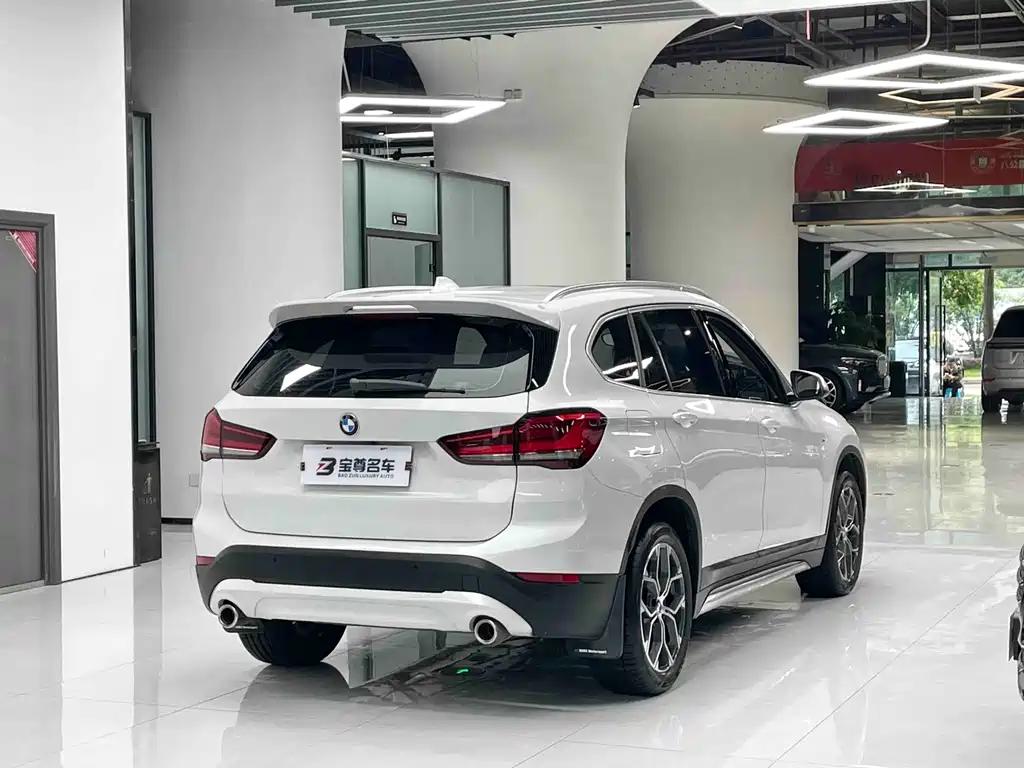 BMW X1 2021 — фото 19