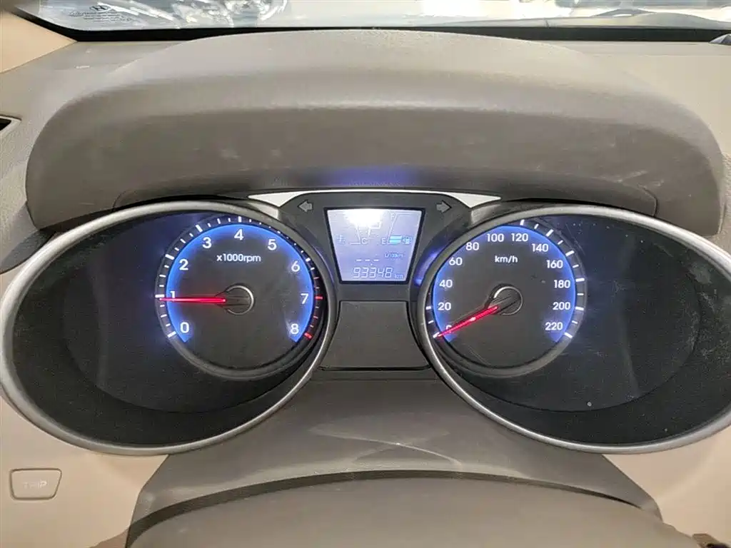 Hyundai ix35 2015 — фото 12