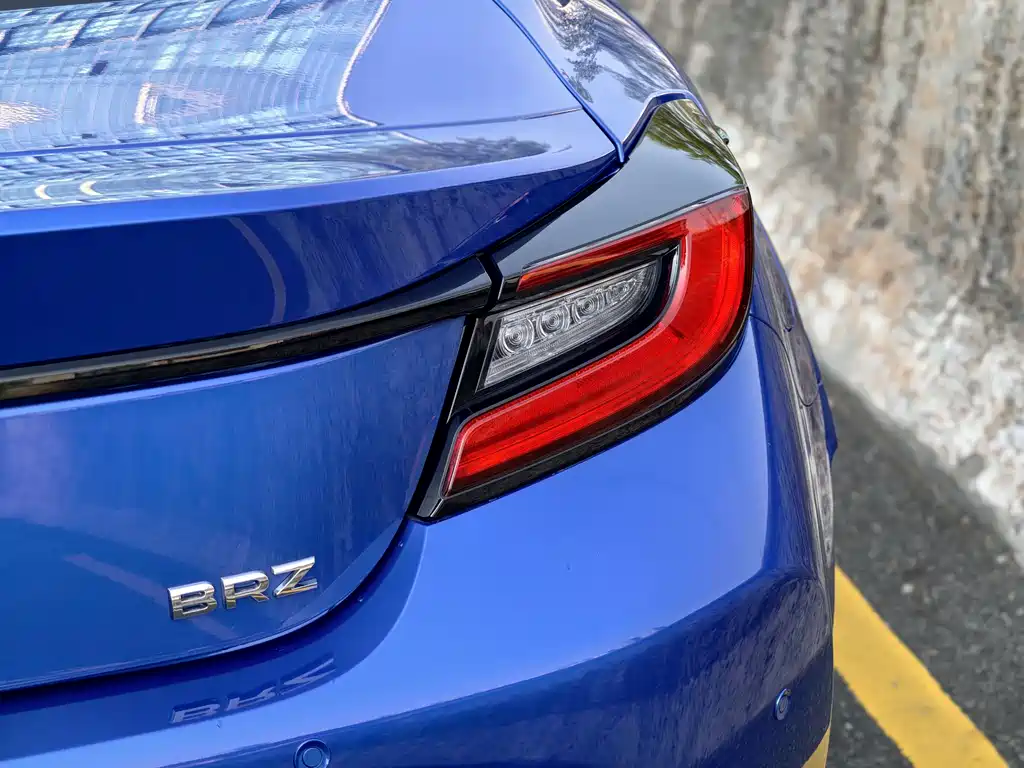 Subaru BRZ 2022 — фото 8