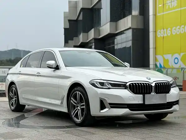 BMW 5 Series 2023