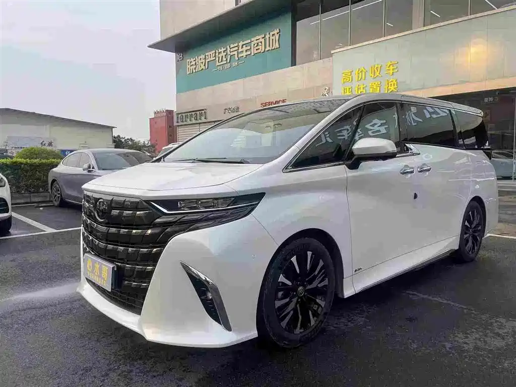 Toyota Alphard 2024 — фото 2