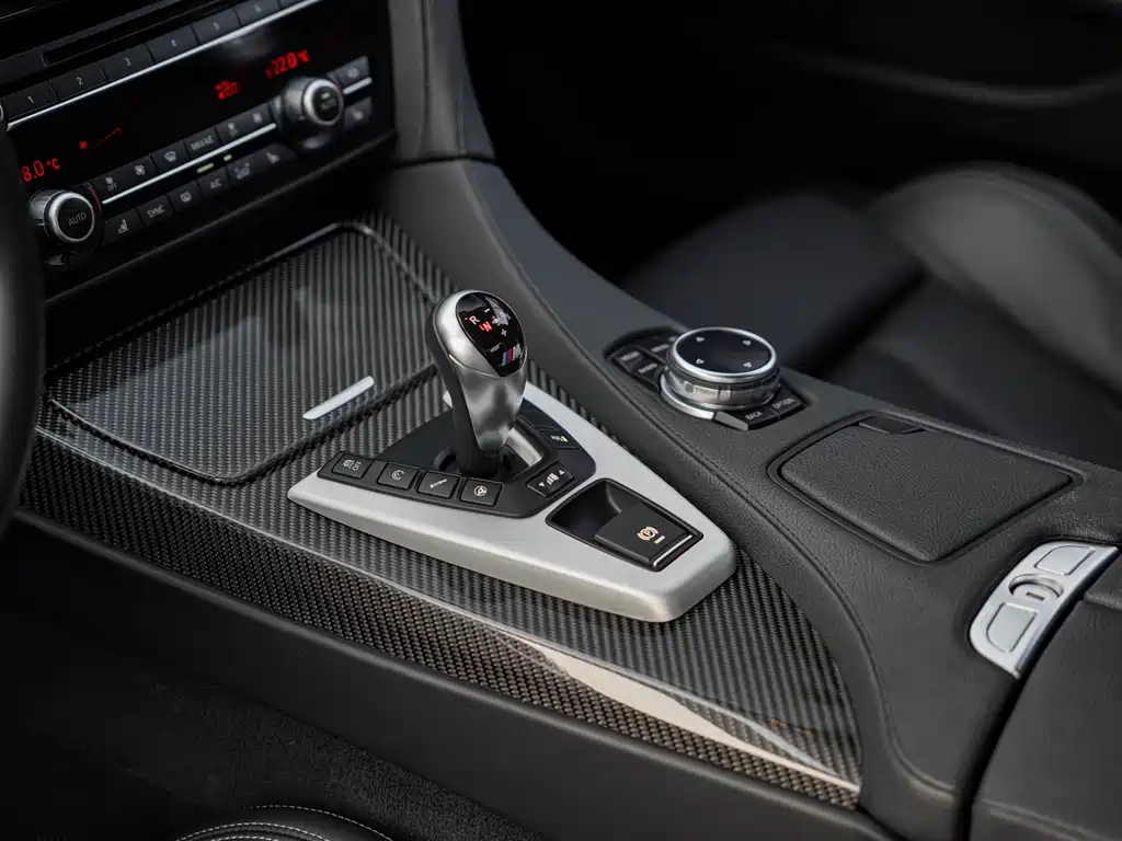 BMW M6 2015 — фото 34