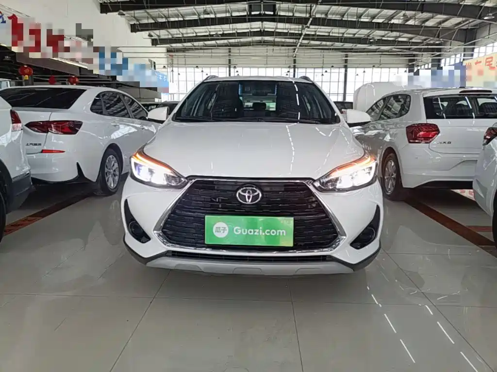 Toyota Yaris L 2022