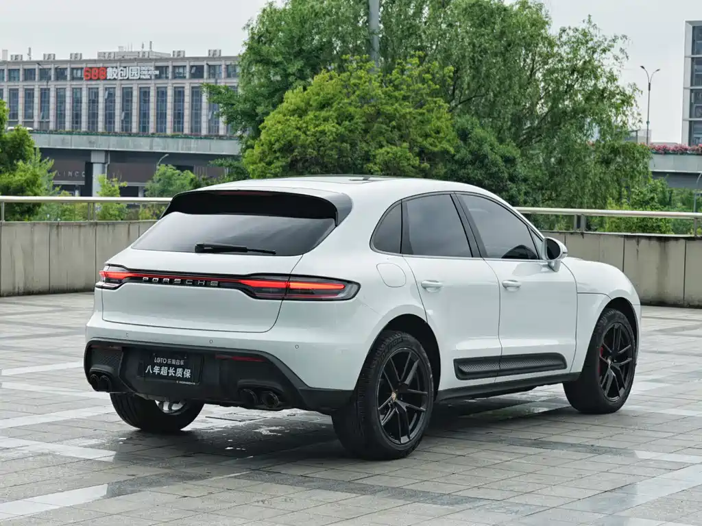 Porsche Macan 2023 — фото 4