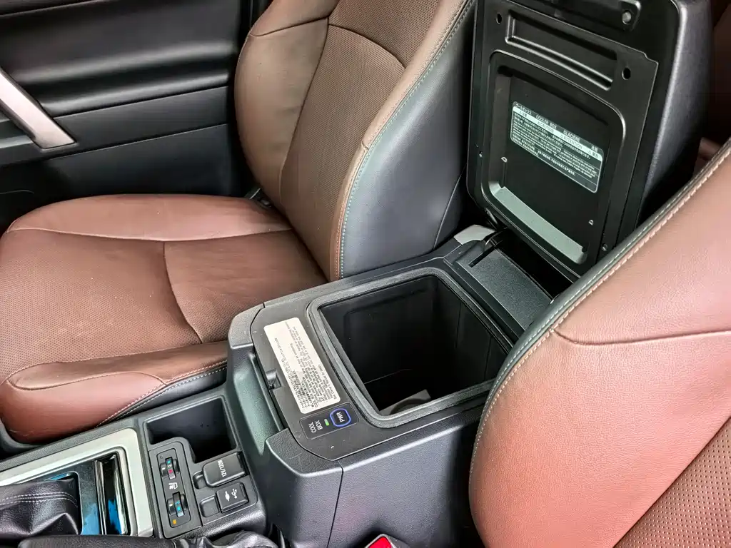 Toyota Prado 2019 — фото 11