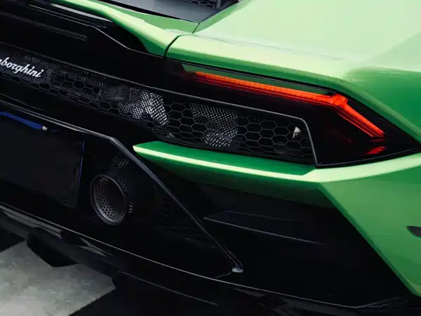 Lamborghini Huracan 2021