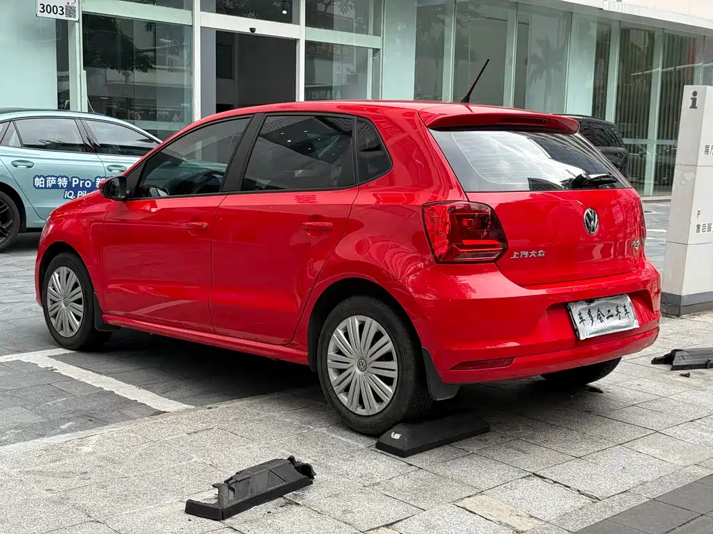 Volkswagen Polo 2017 — фото 5