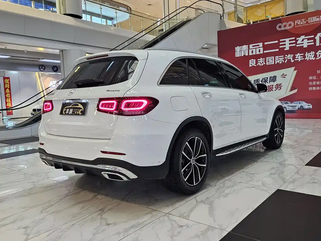 Mercedes-Benz GLC 2020 — фото 26