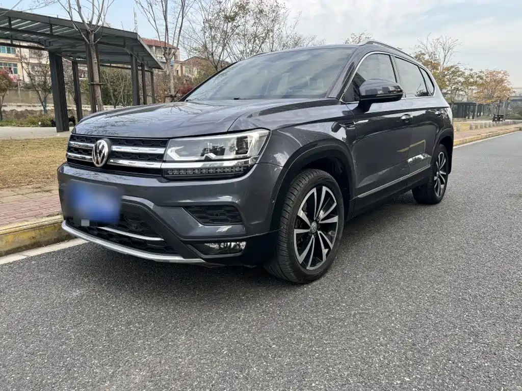 Volkswagen Tharu 2020