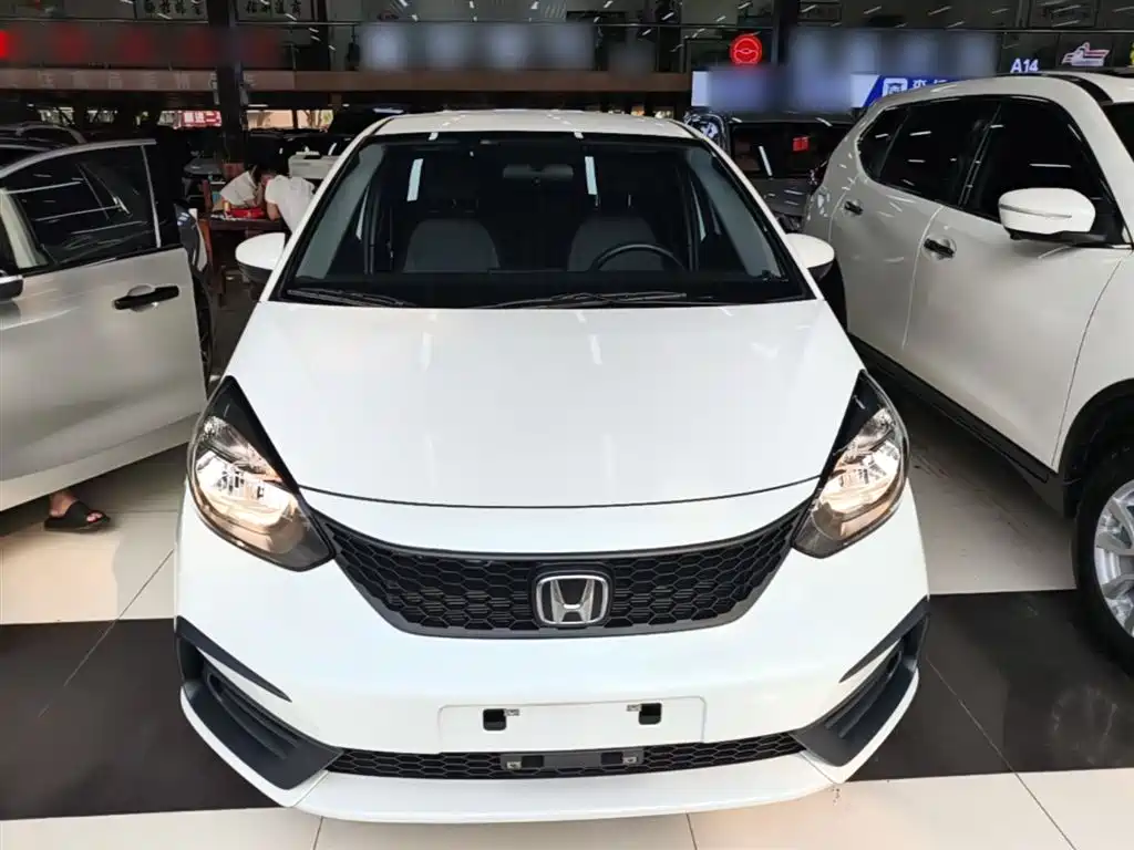 Honda Fit 2024 — фото 3