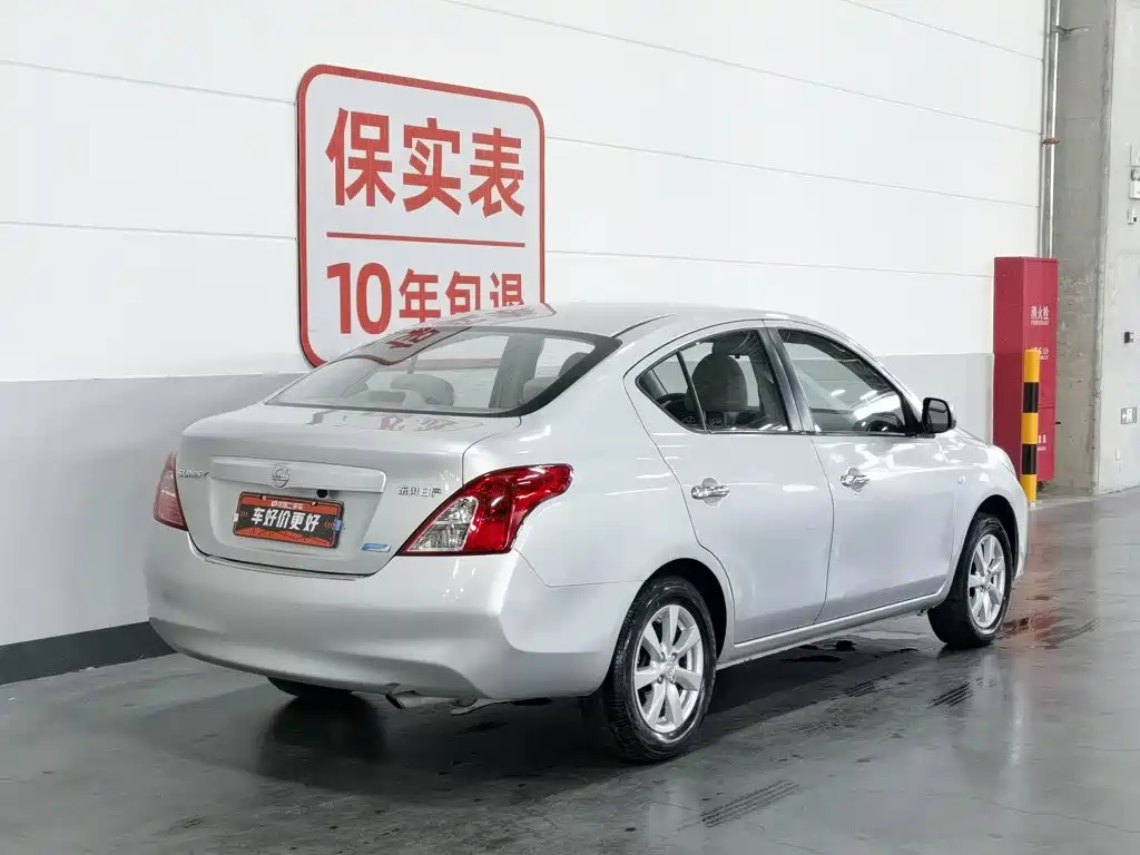 Nissan Sunny 2013