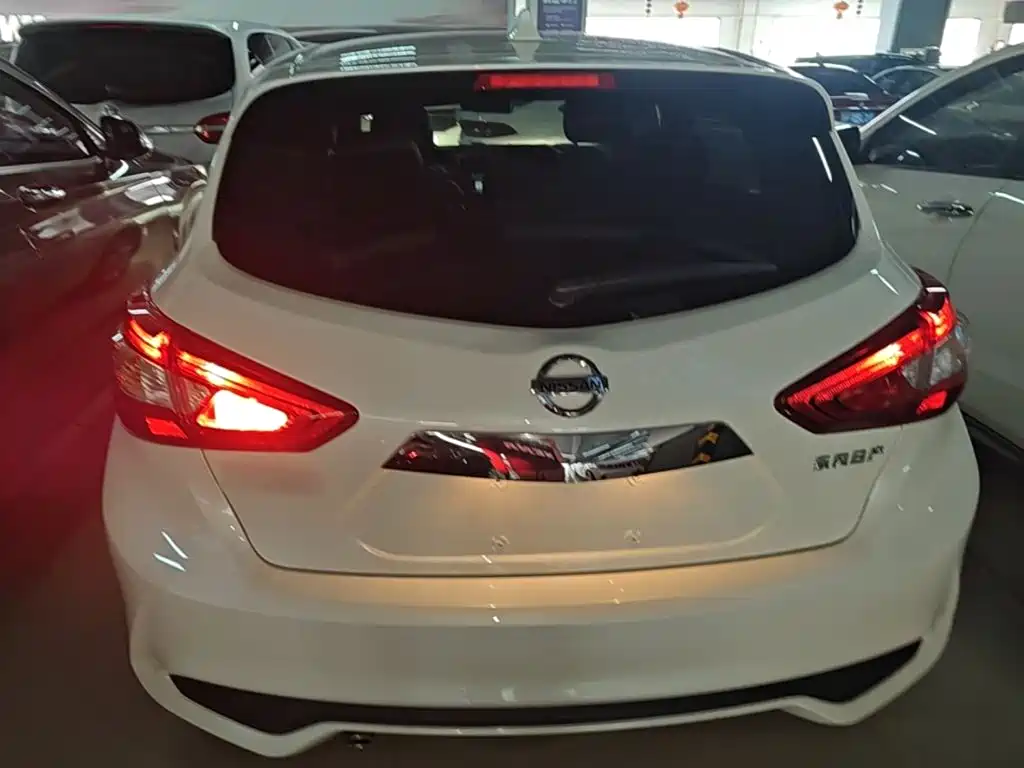 Nissan Tiida 2023
